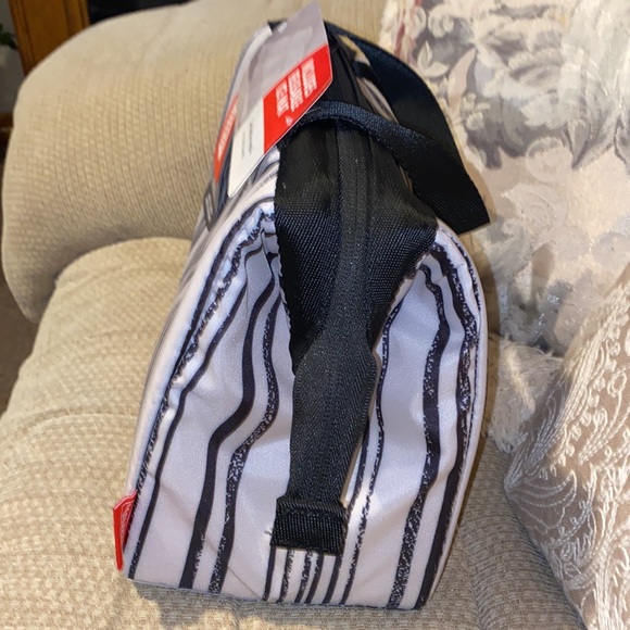 🤍🖤🤍NWT Thermos IsoTec Premium Insulated Lunch Duffel w/Reusable Ice Mat - Picture 7 of 16